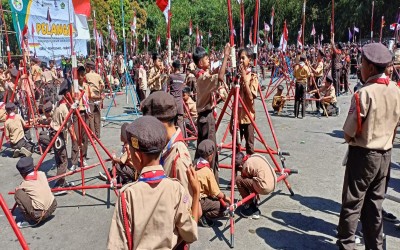 MIS Guppi Mekarmukti Ikuti Perkemahan PELANGI